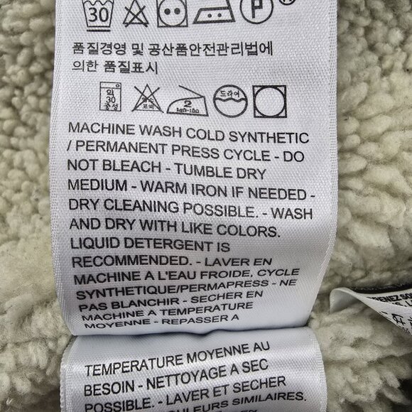 Levis Original Classic Sherpa Trucker Jacket  Women's Size Medium Blue Denim EUC - Picture 6 of 11